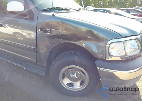 2002 Ford F-150 Lariat/Xlt из США, поврежденный, VIN 1FTRW07652KA89829